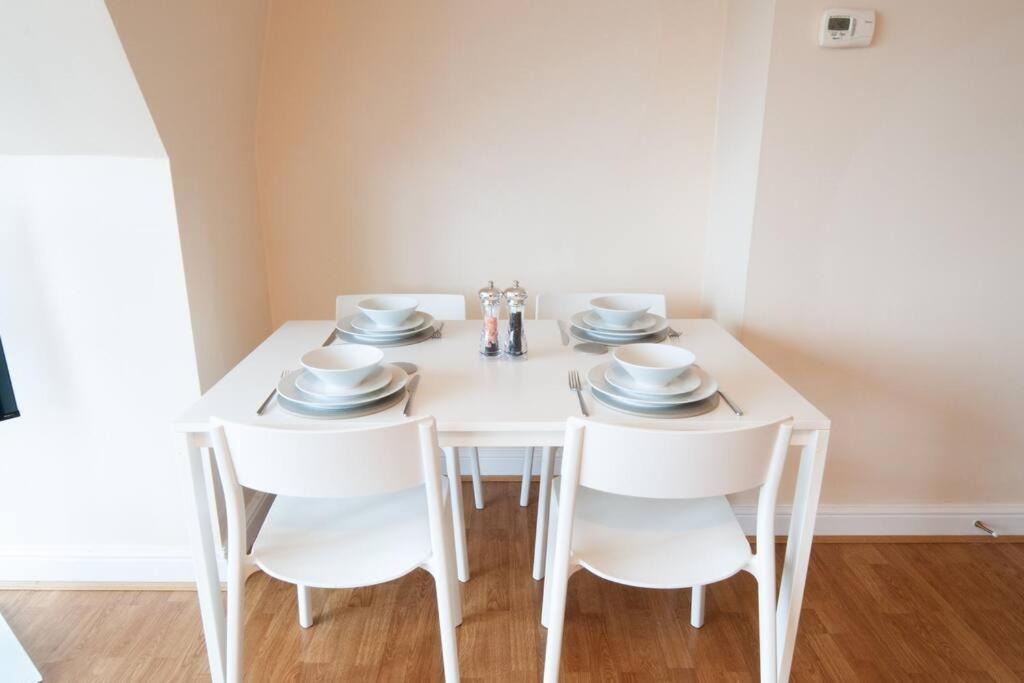 *New* 2-Bed Modern Apartment Burton-upon-Trent Exteriér fotografie